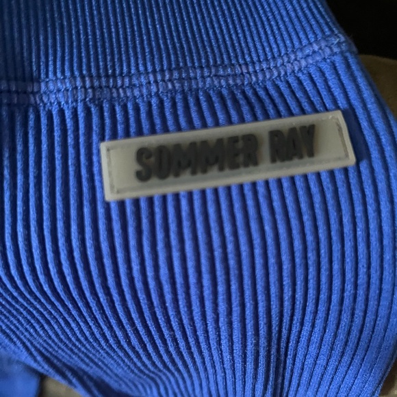 Sommer Ray sports bra and leggings set. Too cute - Picture 3 of 6